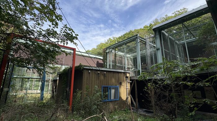 シマフクロウのエサが保管されていた「野生復帰施設」（提供：札幌市円山動物園）