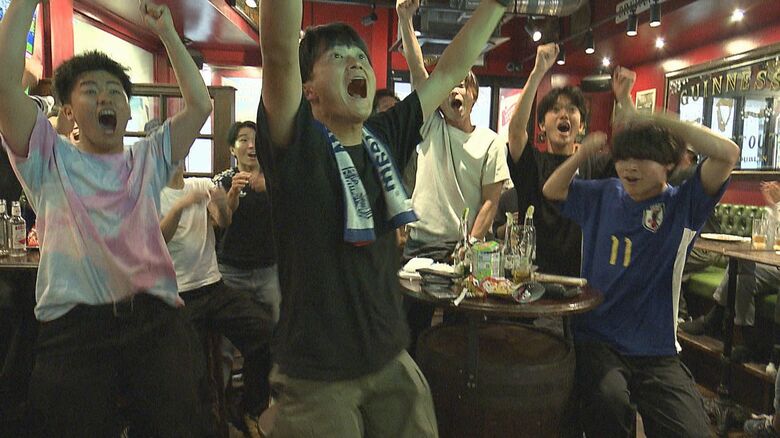 サッカーW杯 日本初戦で強豪オランダに引き分け　選手たちの奮闘に大分も沸く｜FNNプライムオンライン