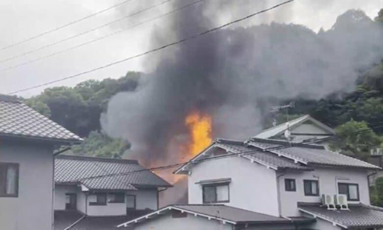 【続報】住宅密集地で火事　火元とみられる家から１人の遺体　住人の８０代女性か　広島・福山市｜FNNプライムオンライン
