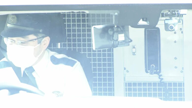 送検される白井秀征容疑者（27）