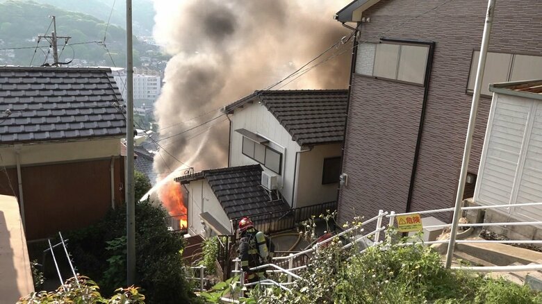 3時間後に消し止められた