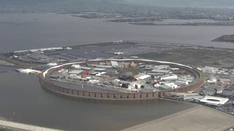 大屋根リングと万博会場