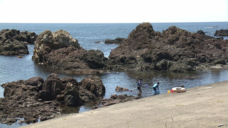岩館海水浴場（秋田・八峰町八森）