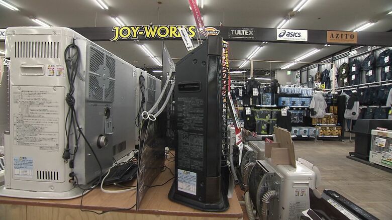 人気は薄型タイプのストーブ