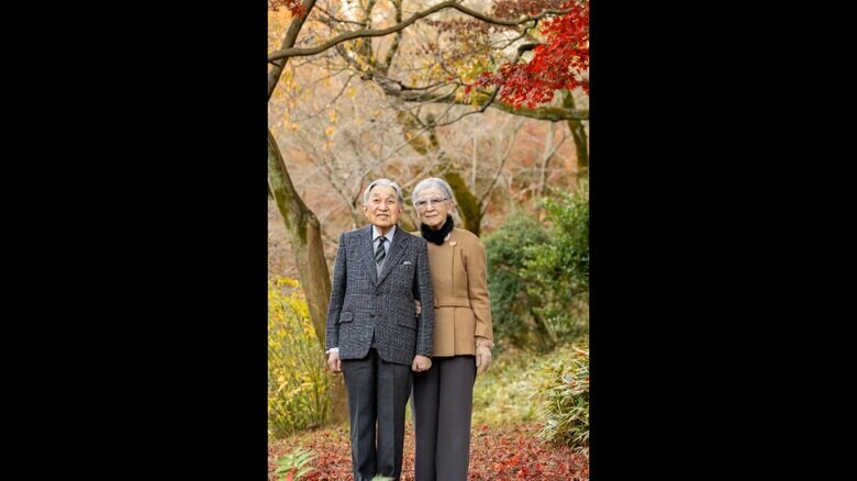 12月8日撮影･宮内庁提供