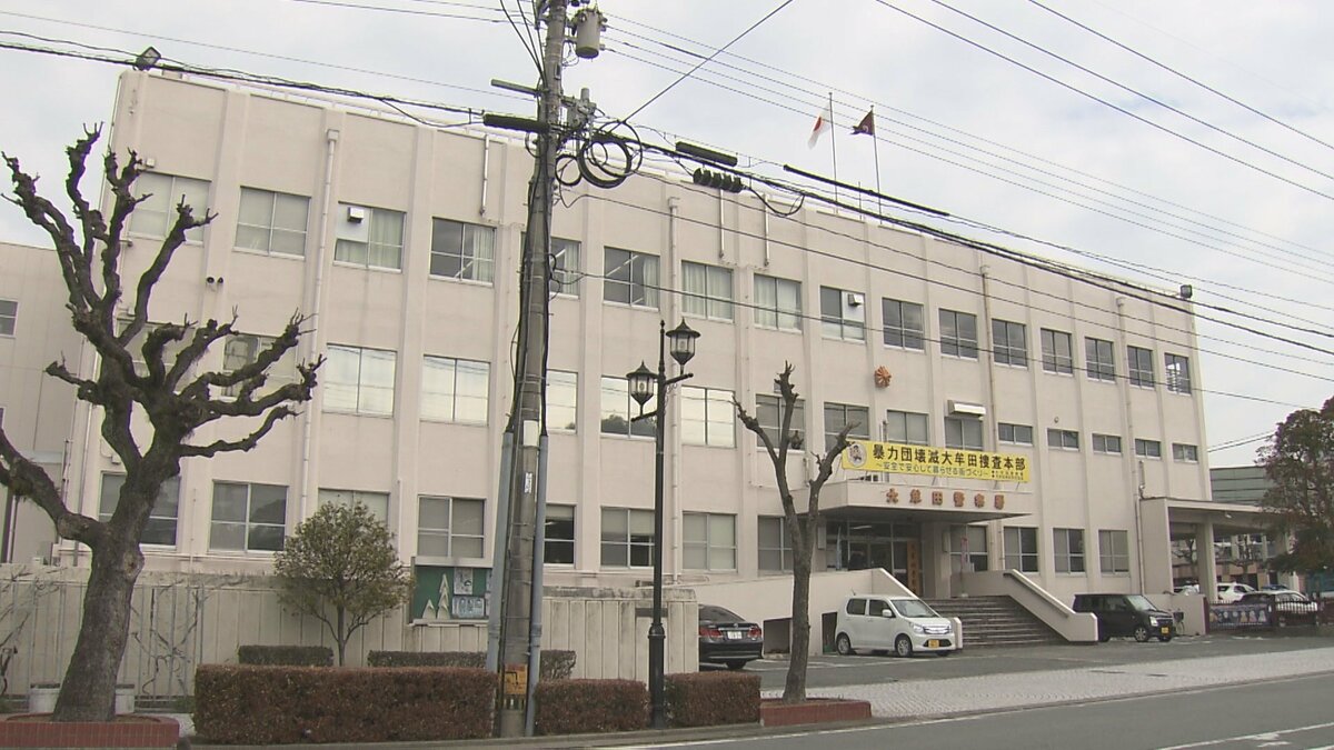 【速報】クレーン車が横転 60代男性が鉄板にはさまれ意識不明 おもりを吊り上げていたか 福岡・大牟田市