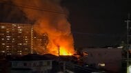 火災現場に性別不明遺体　崩落した住宅2階から屋外に転落か　福岡・久留米市