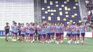 ワールドカップまであと2日　サッカー日本代表メンバーがベースキャンプ地に到着　最終調整へ　遠藤選手「間違いなく良くなってる」