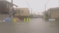 秋田で記録的大雨 川の氾濫相次ぐ　歩道が200mにわたり崩落…日常の風景が一変し深い爪痕残す