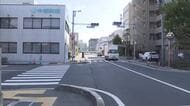横断歩道を自転車で横断中　80代女性が運転する車にはねられ20代女性が意識不明の重体（島根・松江市）