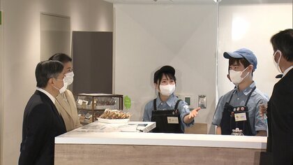皇后さまラテアートに感動　上皇ご夫妻の思い引き継ぎ…両陛下3年ぶりの施設訪問で障害者との直接交流喜ばれる