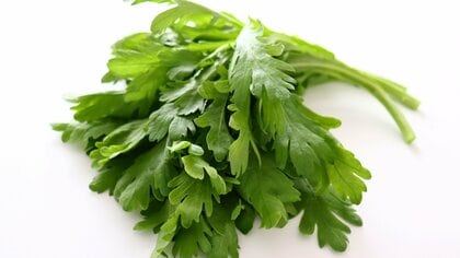 春菊は「生」が苦くない！オイルでまろやかさ＆栄養吸収をUPさせるお勧めレシピ。でも1日100ｇまでにしておきたい理由