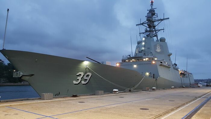 オーストラリア海軍のイージス駆逐艦「ホバート」(オーストラリア海軍公式HPより)