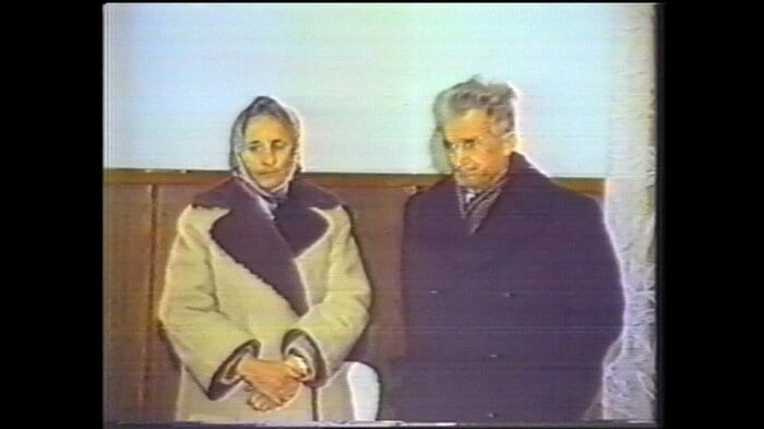 軍事法廷で死刑を宣告されたチャウシェスク元大統領夫妻