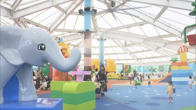 厳しい残暑が観光に影響 レゴランドが水遊びスポットの期間延長 川沿い染める彼岸花は「一斉には咲かないんじゃ」｜FNNプライムオンライン