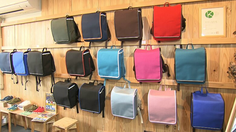 ことゆくラックは13色