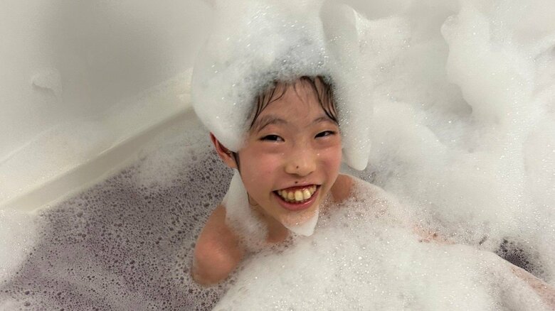 補助人工心臓の装着により長年入れなかったお風呂に大喜び