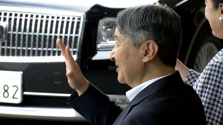 ホテルでは集まった人に手を振る場面も　9月12日