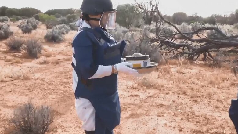 カプセル回収　オーストラリア・ウーメラ　12月6日　JAXA提供