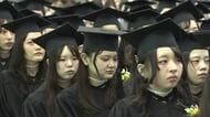 １９５２年から続く伝統行事　ノートルダム清心女子大学でキャップ＆ガウン授与式【岡山】