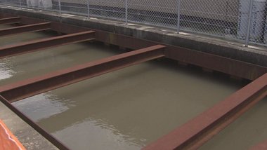 小学生の兄弟溺れ死亡 町の面積の14%が農業用水路…身近な水路に潜む危険