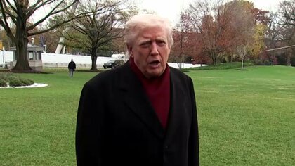 トランプ大統領「国内での小型車の製造を承認した」SNS投稿