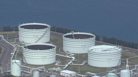 中東情勢悪化で国家備蓄の石油放出　愛媛・菊間基地から放出を開始　過去最大規模で経済活動への悪影響抑制