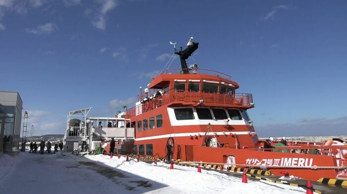 流氷シーズンでにぎわうガリンコ号