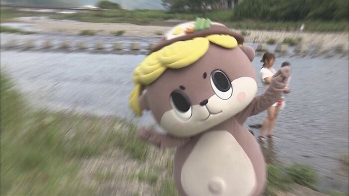 絶滅した二ホンカワウソが最後に目撃された新荘川のしんじょう君はカワウソの友達を探す旅をしている
