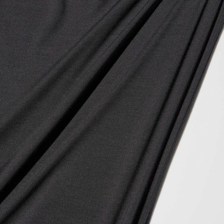 ヒートテックUネックT8分袖（提供：ユニクロ）