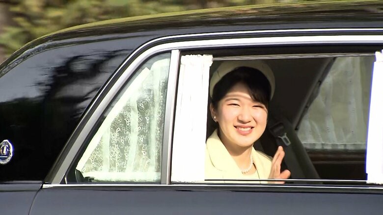 上皇ご夫妻のお住まい仙洞御所へ　4月11日