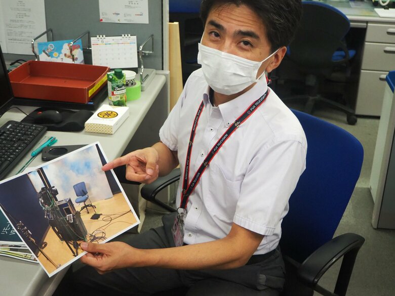 V3前室のリモート中継ブース