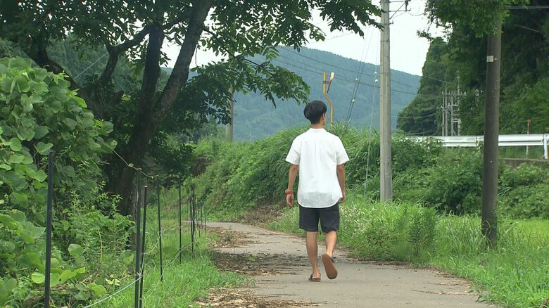 花火ではしゃぐ姿がMVに