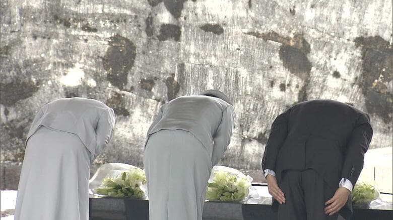 国立沖縄戦没者墓苑で供花し、拝礼されたご一家