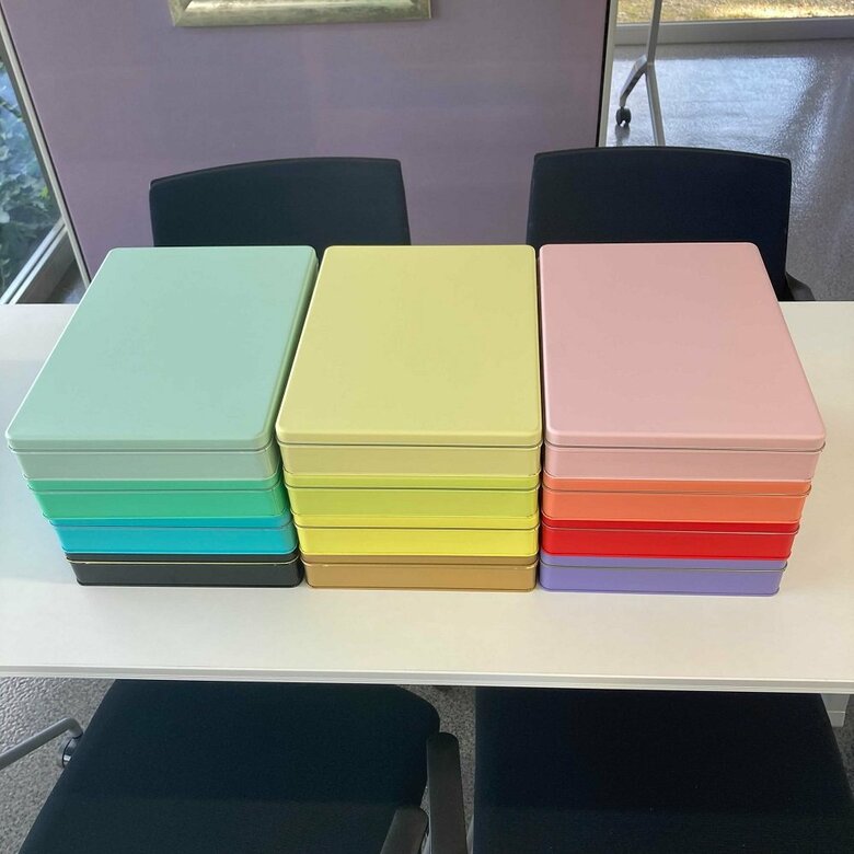 ワーク缶もカラーバリエーション豊富