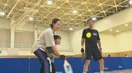 アメリカで人気「ピックルボール」　3歳から87歳まで熱中　長野・駒ケ根市で体験会　2時間の練習ですぐ試合「年齢問わず、あっという間に楽しめる」