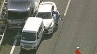 中央道で車6台絡む事故　車列の後方から減速せず突っ込むトラック　男女あわせて7人ケガ　0歳児巻き込まれる　山梨