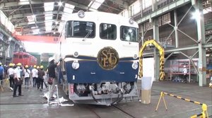 瀬戸内海をイメージ 新観光列車「etSETOra(エトセトラ)」 「“えっと”瀬戸の魅力を感じて」