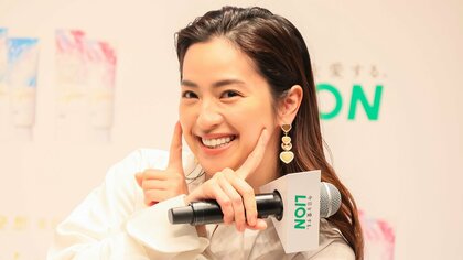 中村アン ぺこぱと“シュウペイ”ポーズ「メイク取ったら？」松陰寺太勇に過酷な質問