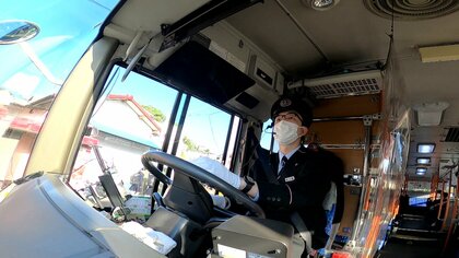 勤務は楽になったけど、収入面は不安…「2024年問題」　6年後に3万6000人不足するバス運転士の本音