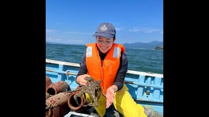 「一年漁師」になった女子大生檜森友香子さん　社員寮完備・有給・賞与あり　必要なのは運転免許だけ