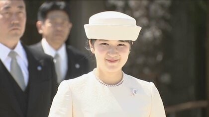 愛子さま明治神宮を初参拝　オフホワイトのロングドレス姿で　日本赤十字社の勤務を休み皇族としてご活動