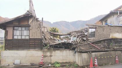 「空き家から瓦が落ちてきた」再三、撤去求めるも応じず…「行政代執行」で撤去へ　費用は所有者に請求
