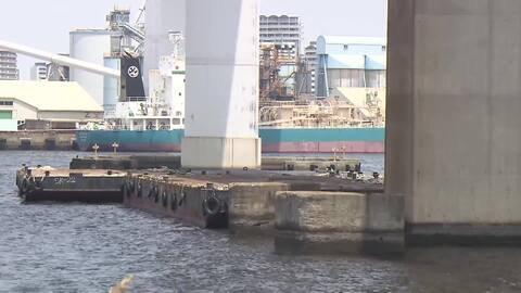 台船で53歳女性の遺体発見　行方不明だった夫も大阪湾で死亡確認　女性の死因は首を圧迫されたことによる窒息　大阪市