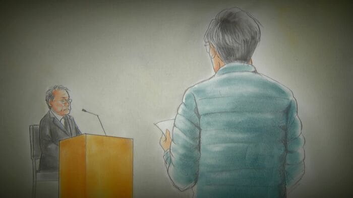 桂田被告に法廷で直接質問する乗客の家族ら(法廷スケッチ)