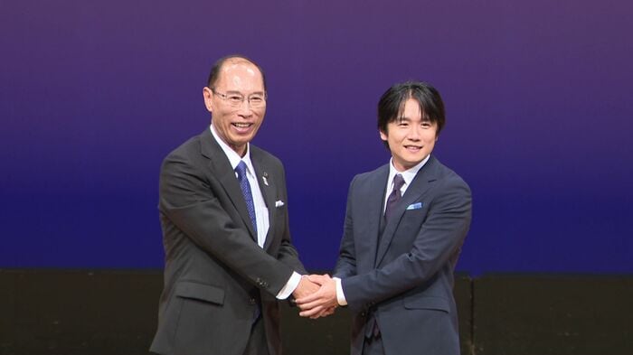 空港マニアで飛行機好きの俳優・風間俊介さんも100周年記念のイベントに参加