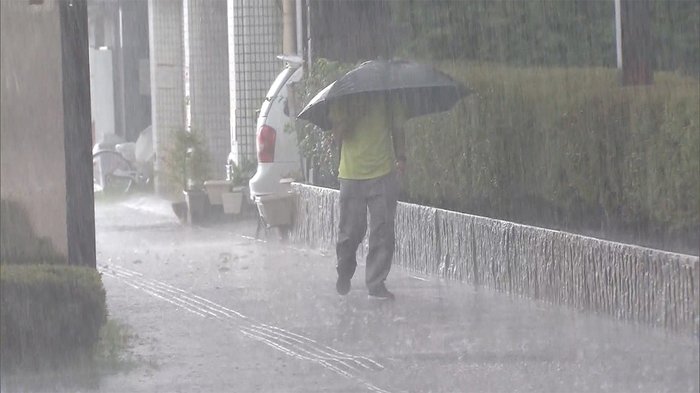 東京・埼玉などでゲリラ雷雨 冠水や停電など相次ぐ