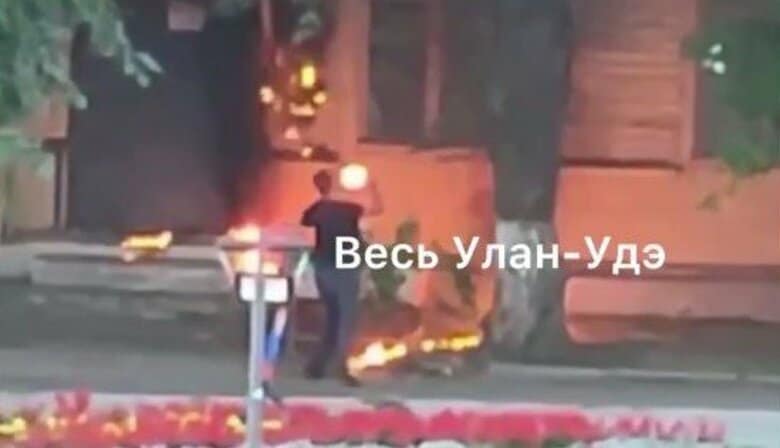 ロシアの軍登録・入隊事務所で放火相次ぐ　1週間で33件発生…実行犯は各地で拘束｜FNNプライムオンライン