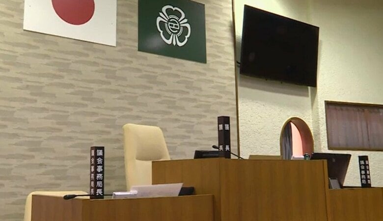 信頼揺らぐ地方議会 パワハラ議長に不信任 無投票当選議員の辞職勧告 町を二分した選挙での「影武者」疑惑まで〈宮城発〉｜FNNプライムオンライン