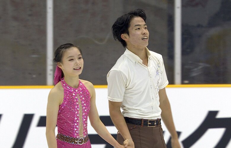 全日本ジュニア選手権で優勝し、全日本の切符を手にした村上・森口組